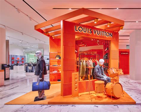 Louis Vuitton pop up shop